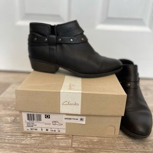 Clarks Addiy Zoie Black Leather Booties